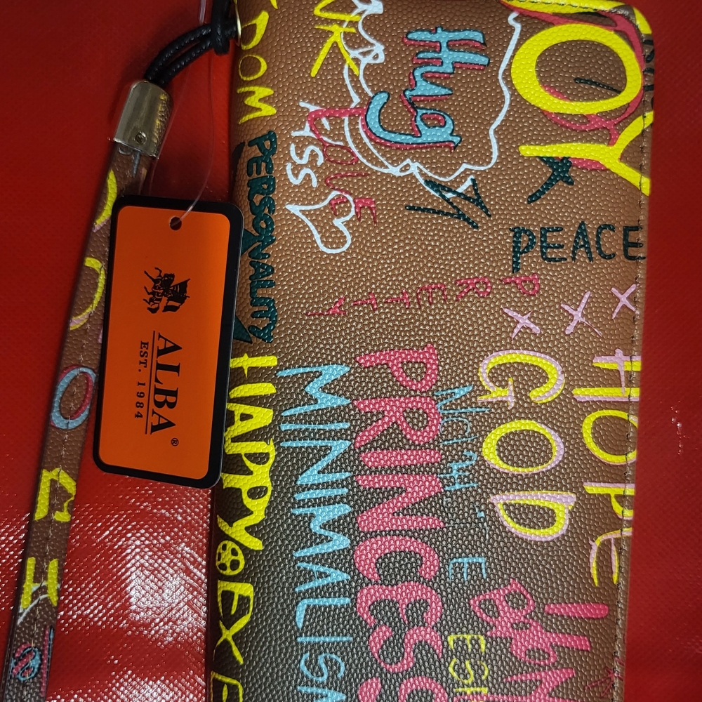 Alba Multicolor Graphic Wristlet